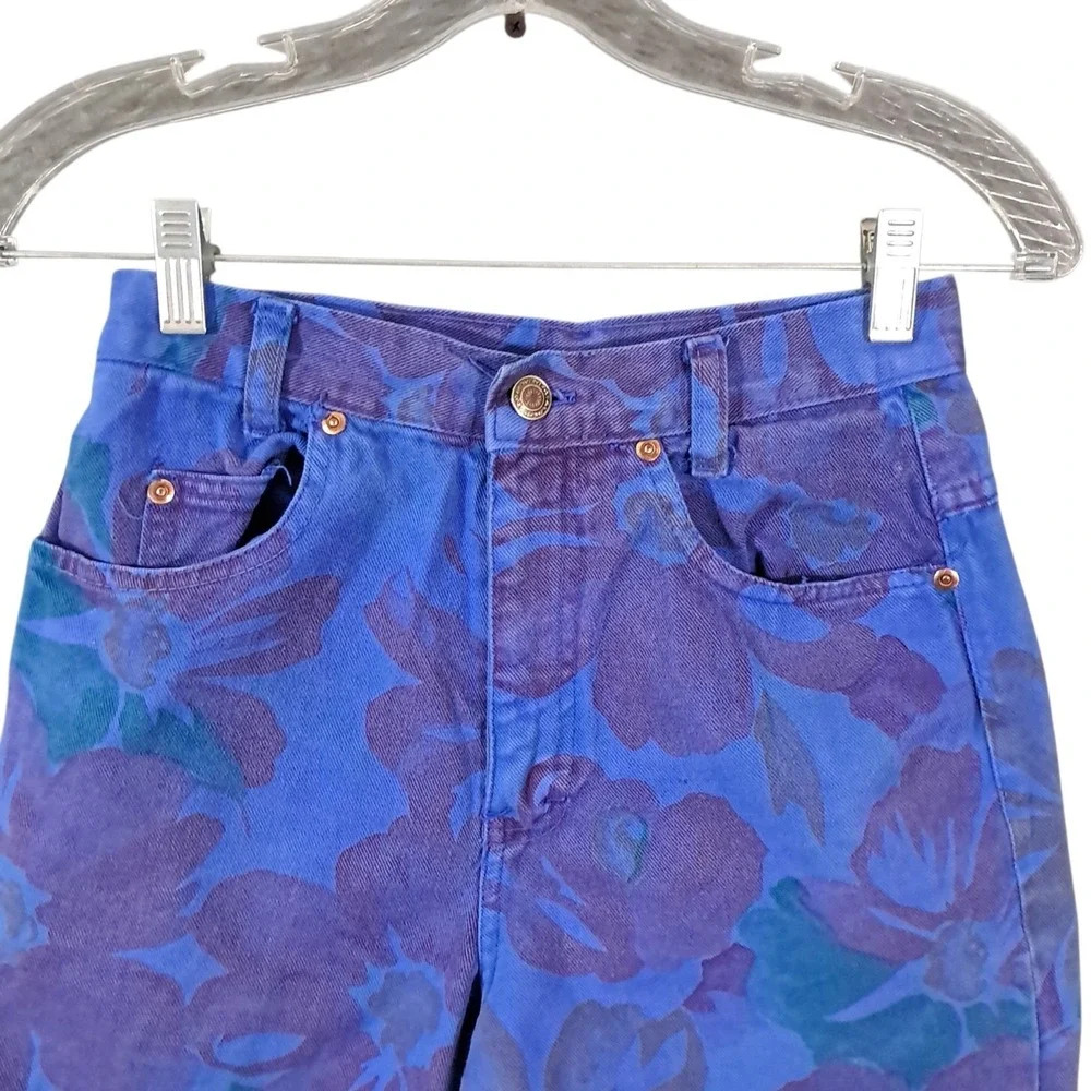 Vintage Michael Jeans Shorts Women 26 Denim High Rise Classic 90s Y2K USA Floral